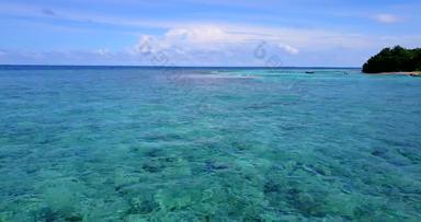 热带旅行拍摄夏天白色天堂沙子海滩蓝色的海背景色彩斑斓的